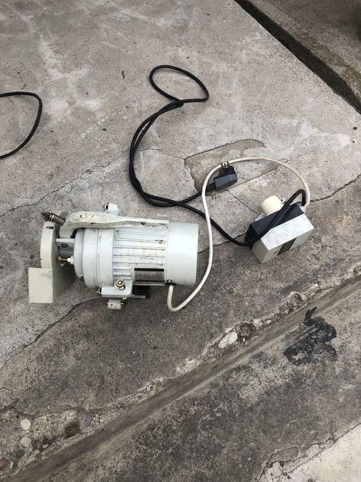 Motor masini cusut speciale