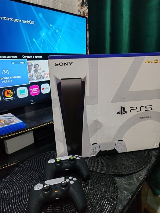 PS5 на гарантии 8 месяцев ещё