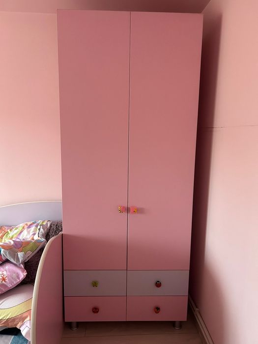 Vând mobila domnișoare