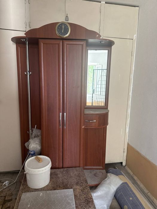 Шкаф в прихожий