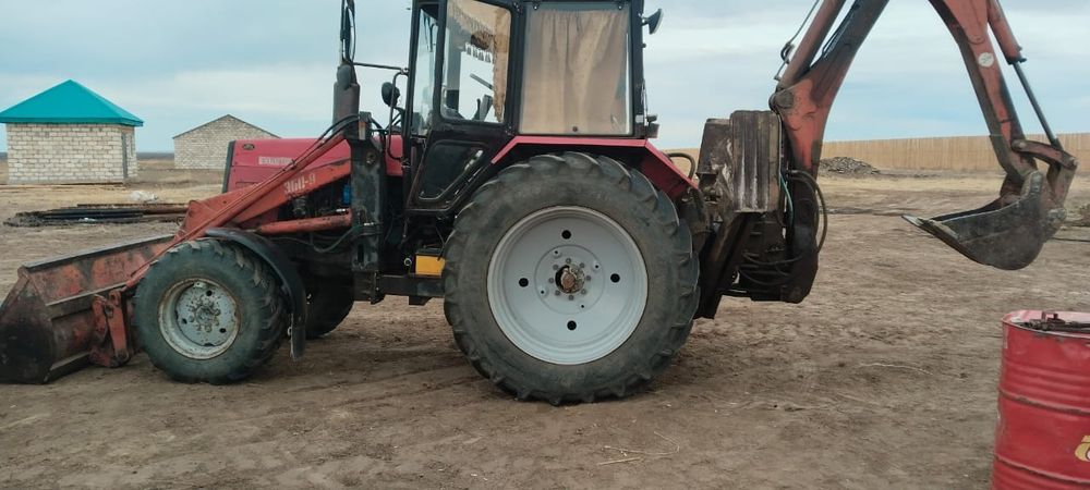 Продам Эксковатор - Погрузчик