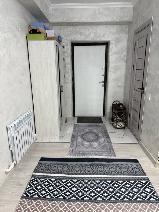 Юнусабад 13 квартал. Продается квартира 1/3/9