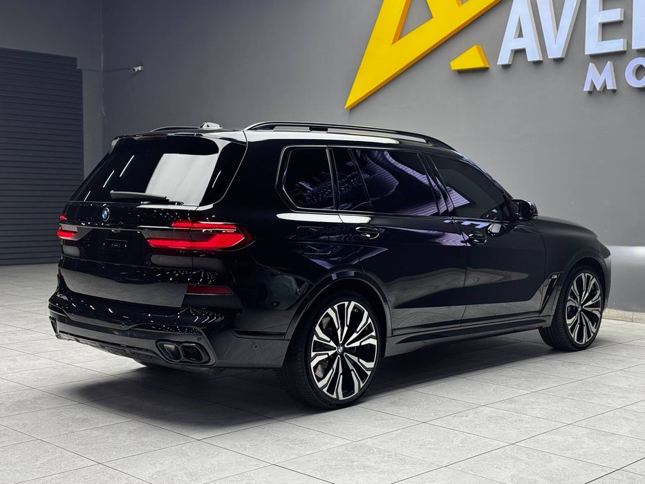 Продается Bmw X7 M60i