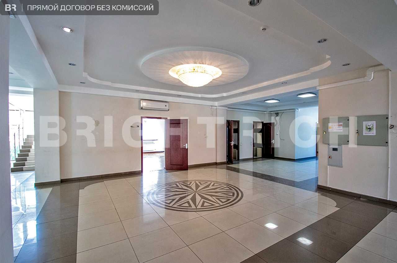 Аренда офиса 1700м², отдельно стоящее здание в центре города