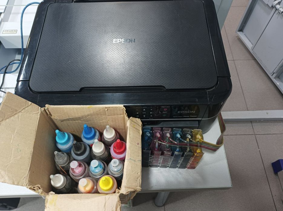 Принтер цветной "Epson"