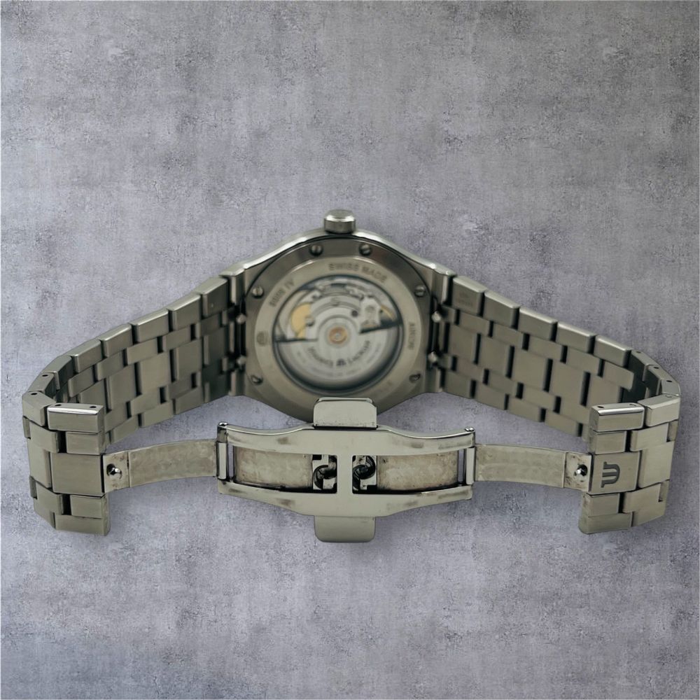Maurice Lacroix Aikon Automatic мъжки часовник като нов