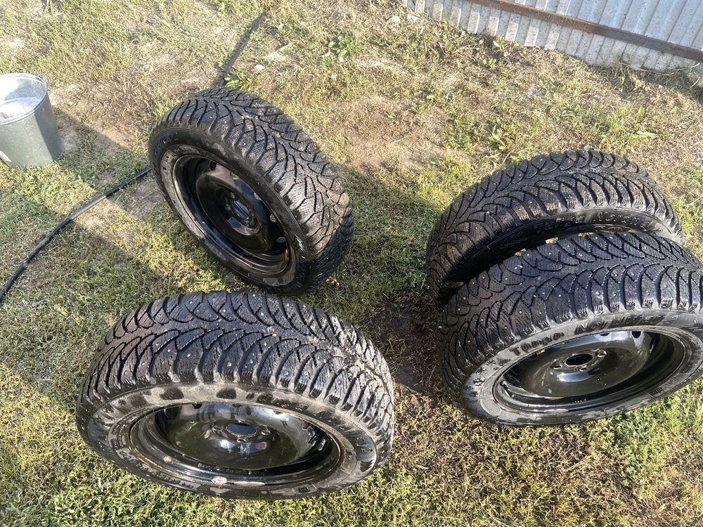 Продам зимние колеса в сборе R15
