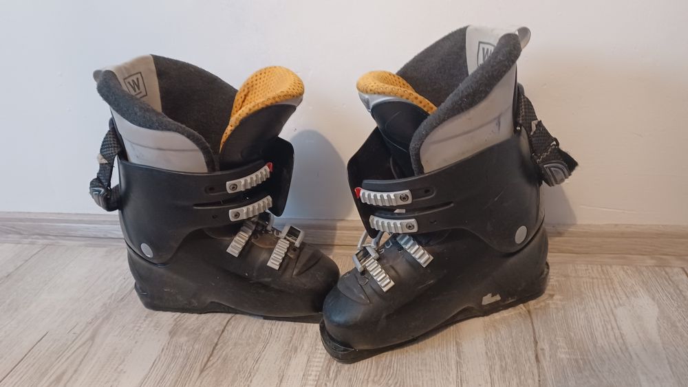 Clapari Solomon mărimea 40