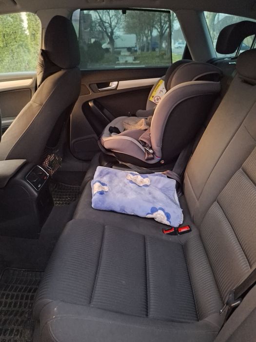 Vând Audi a 4 b8 negociabil