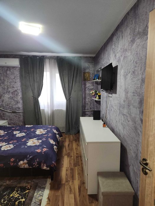 Închiriez garsonierā,regim hotelier!