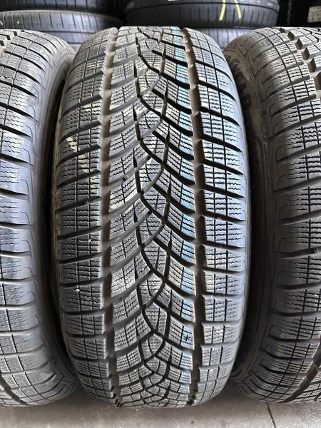 235/55/19 GOODYEAR 4бр