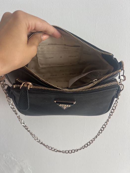 Черна чанта guees