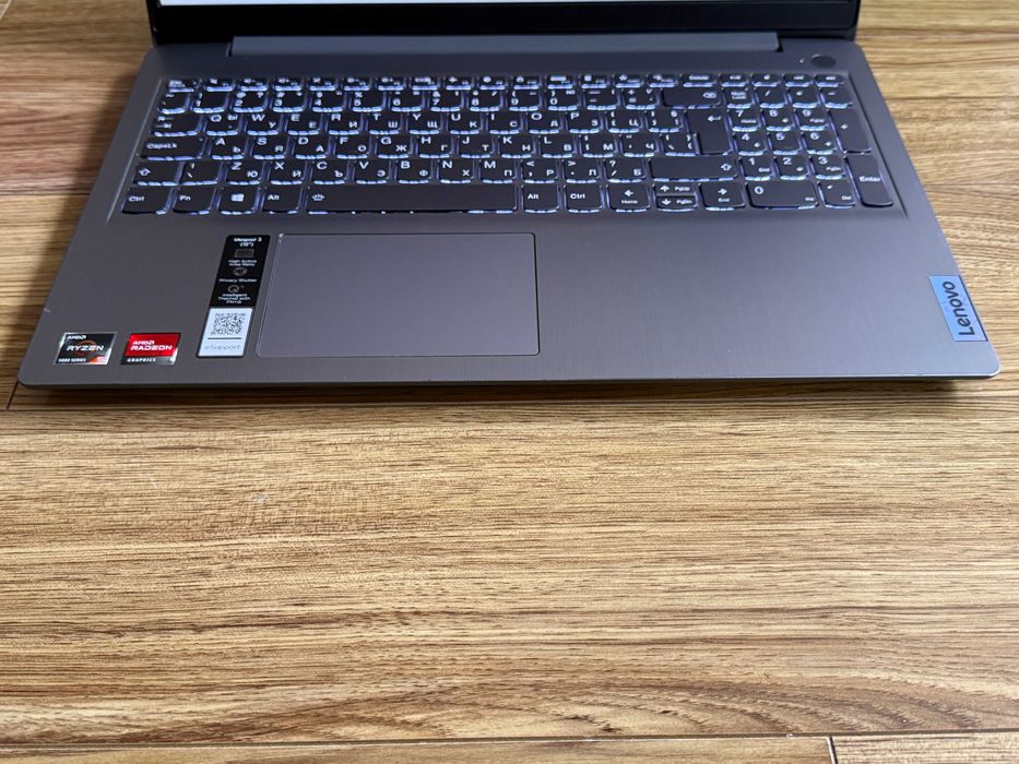 15.6 Lenovo 3`Ryzen 5-5500U/12GB RAM/512GB SSD/Full HD IPS 300 nits