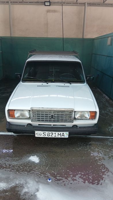 Vaz 2107 sotiladi
