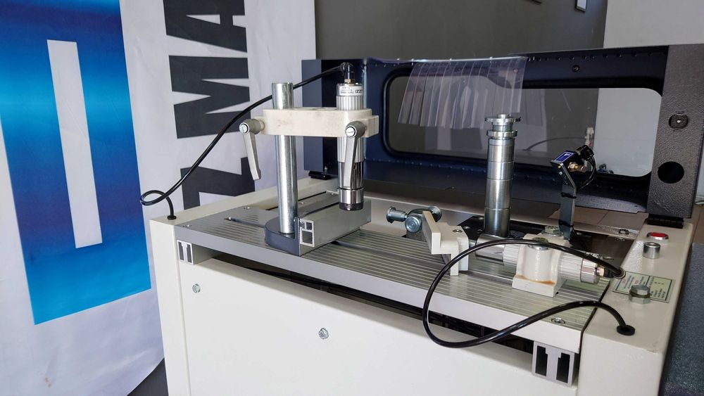 POLAR – IV Masina de frezat montanti automata