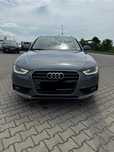 Audi a 4 din 2013 !!masina ușor avariată !!