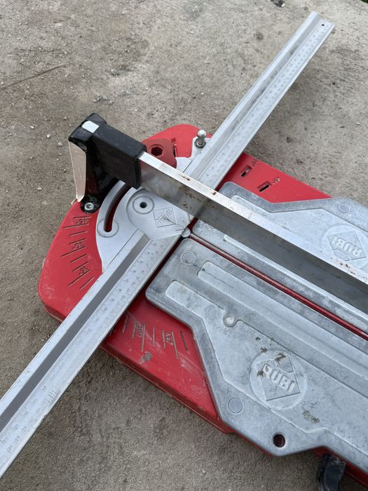 Masina de taiat gresie si faianta 66cm Rubi