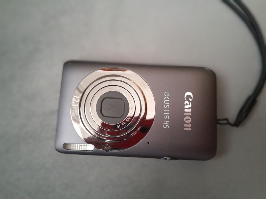 Canon IXUS 115 HS / PowerShot ELPH 100 HS 12.1MP 4x Digital Camera