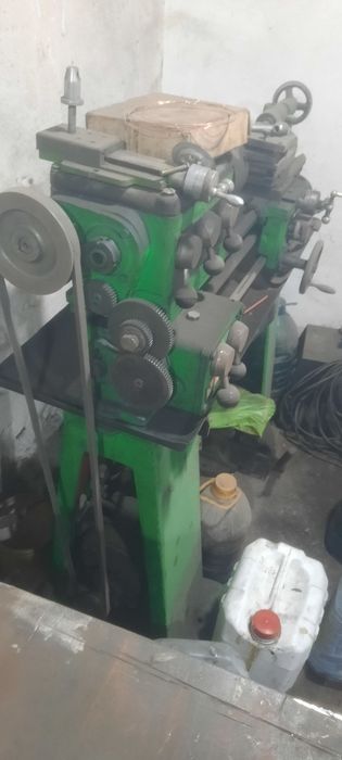 Tokarni stanok sotiladi