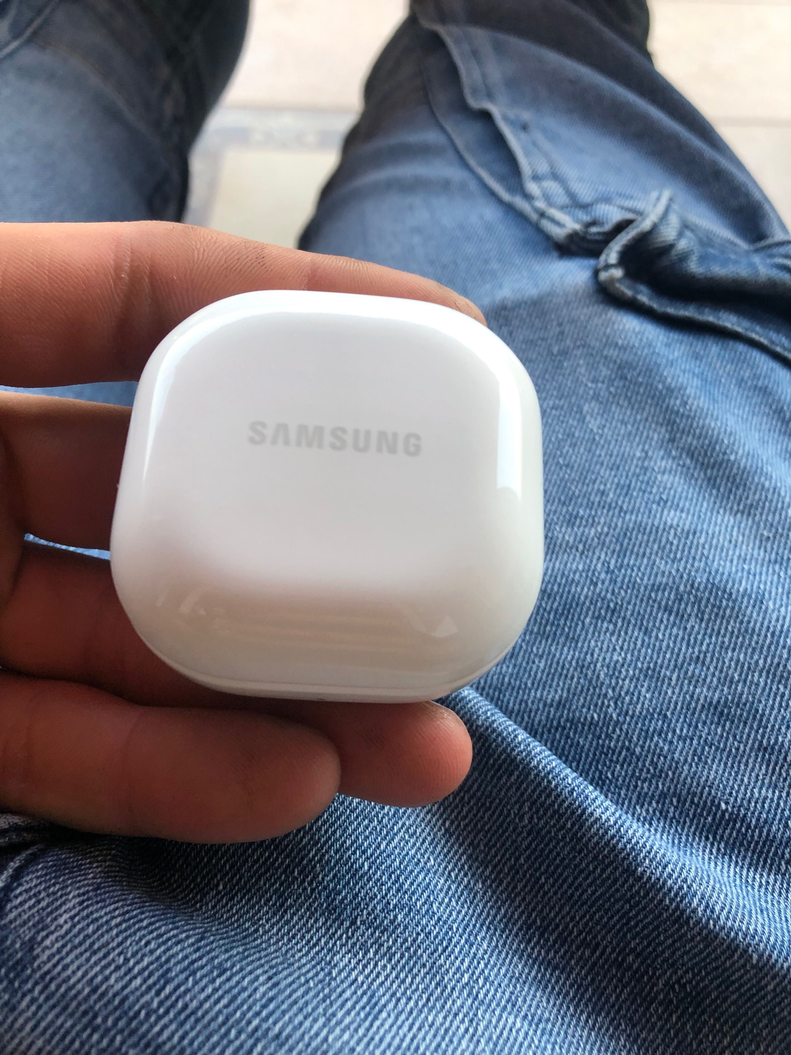 Samsung galaxy buds2