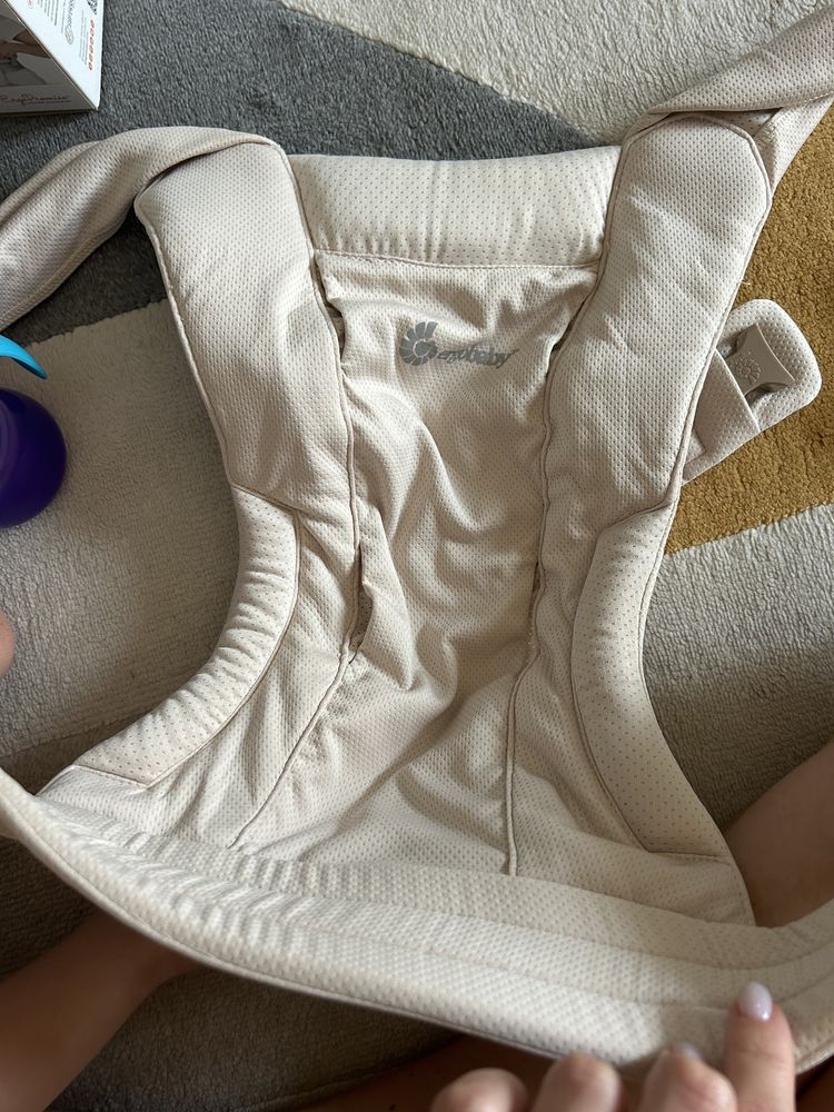 Ергономична раница ErgoBaby Embrace Soft Air Mesh