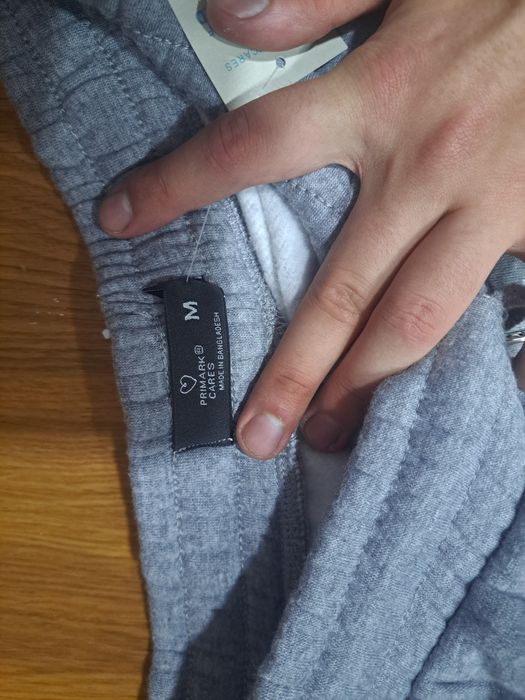 Pantalonii trening barbati