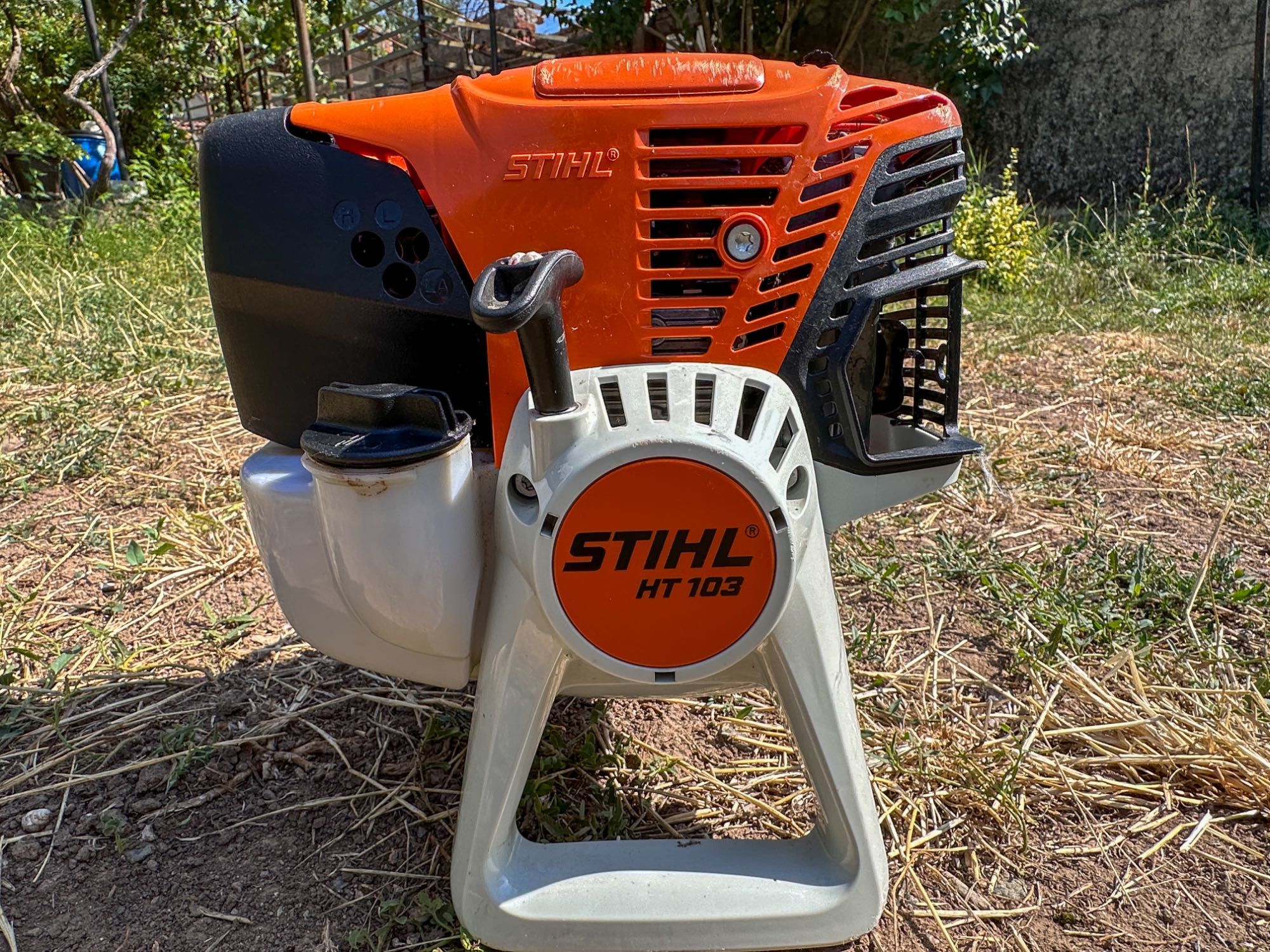 Моторна Крастачка STIHL HT 103