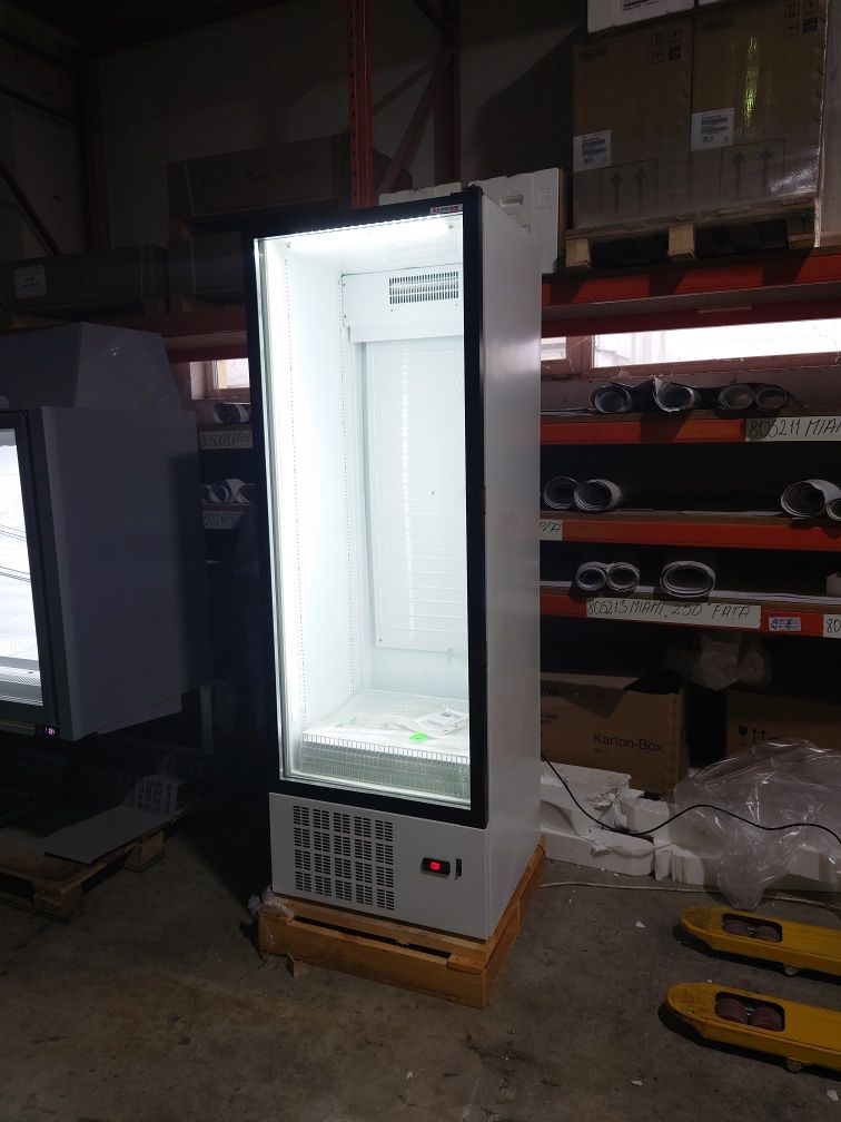 Vitrina frigorifica de refrigerare cu o usa 70cm AHT RV-450 / NOU