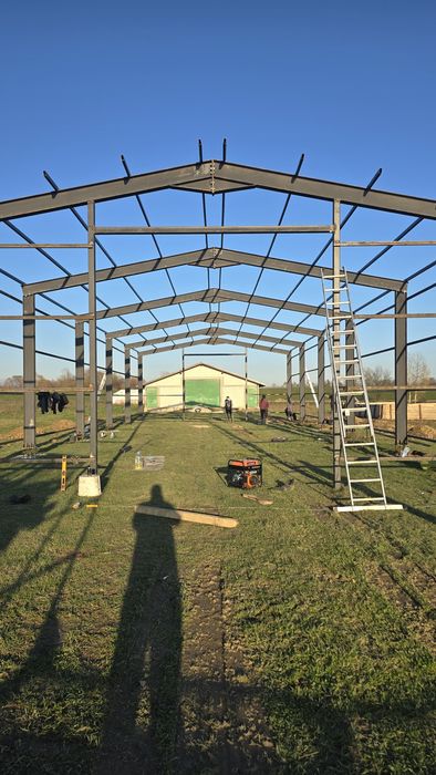 Vand hala metalica complecta accept și variante auto