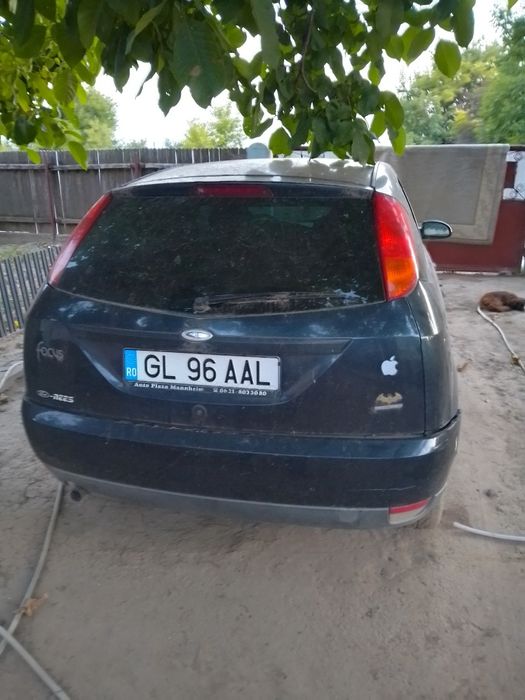 Vând Ford focus 2001