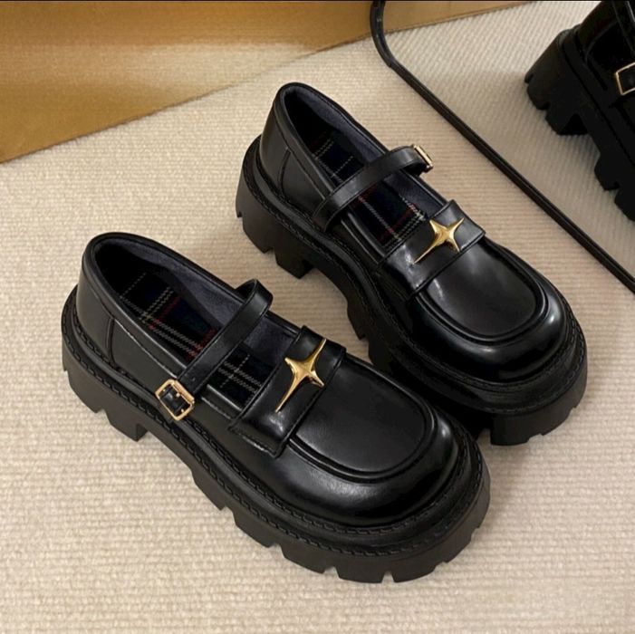 Школьные туфли весна