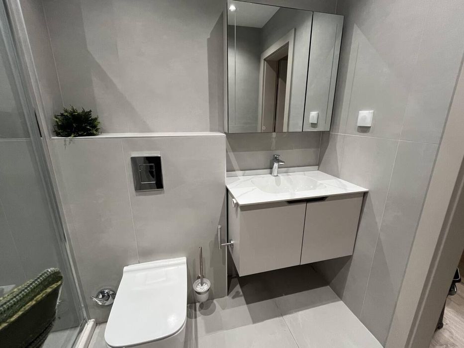 Дава се под наем Двустаен апартамент в Бургас, Славейков - 80 кв.м за 765 € - Снимка #5