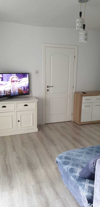 Vand apartament 3 camere Bumbesti-Jiu