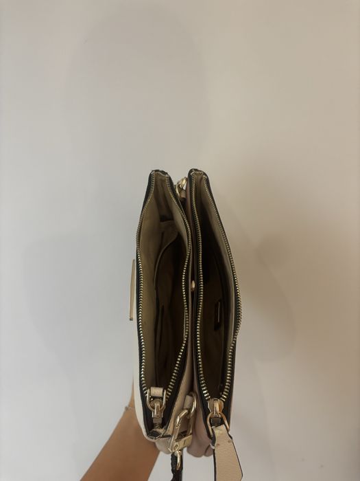 Продавам чанта Guess