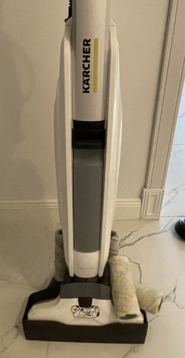 Поломойная машина электрошвабра Karcher