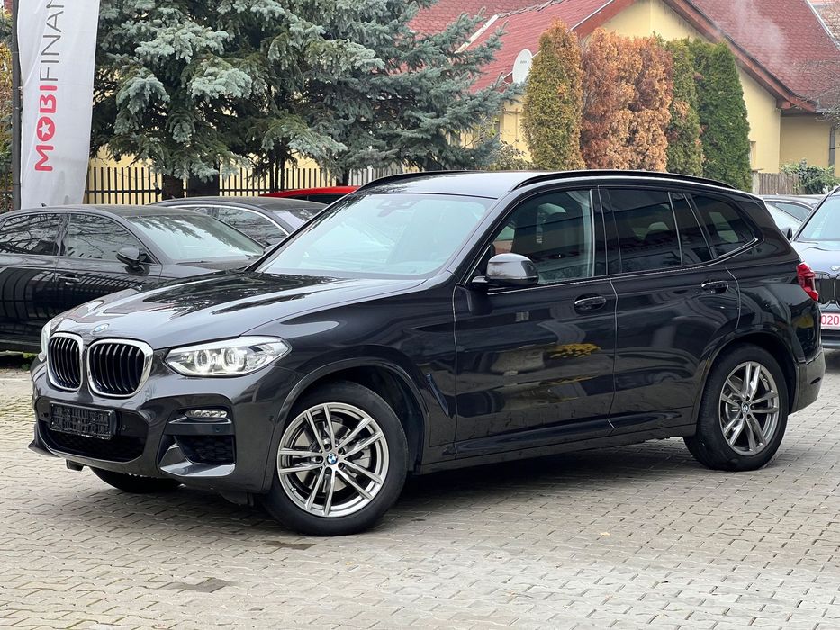BMW X3 Garantie 12 luni,Pachet M, Head-Up, Keyless, Camera, Lumini ambientale