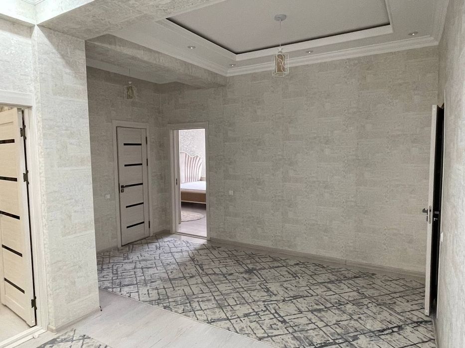 Срочноо продажа квартиры новостройки улица Бабура