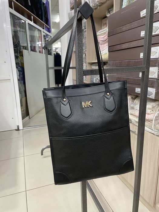 Продается сумка Майкл Корс оригинал