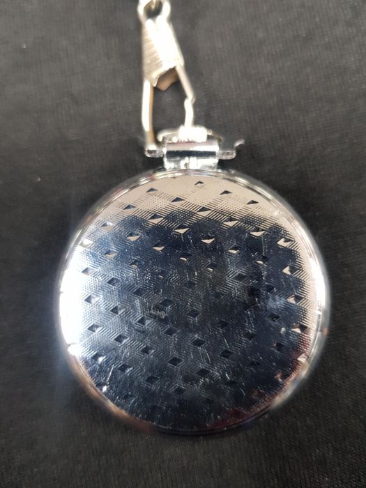 Джобен часовник antimagnetic