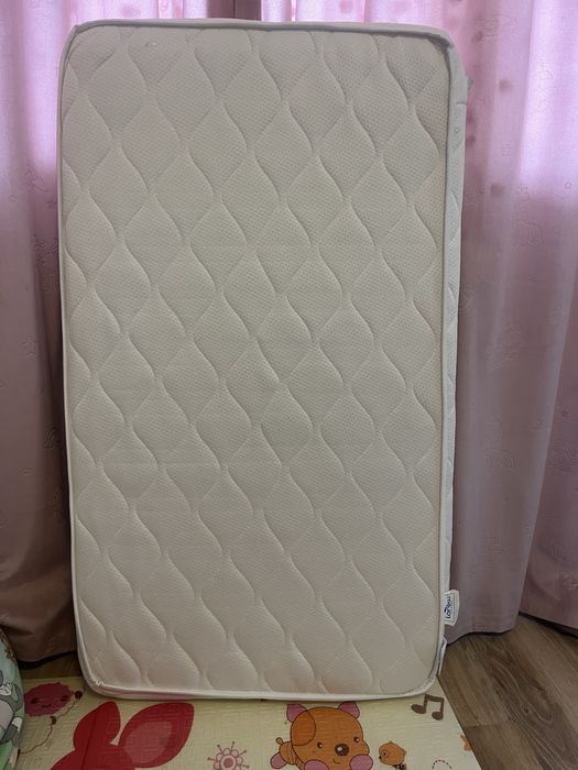 Матрак за бебешко легло