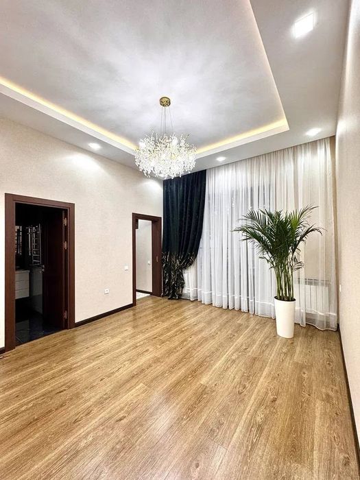 Срочно продаётся 5 ком дом Массив Рисовый