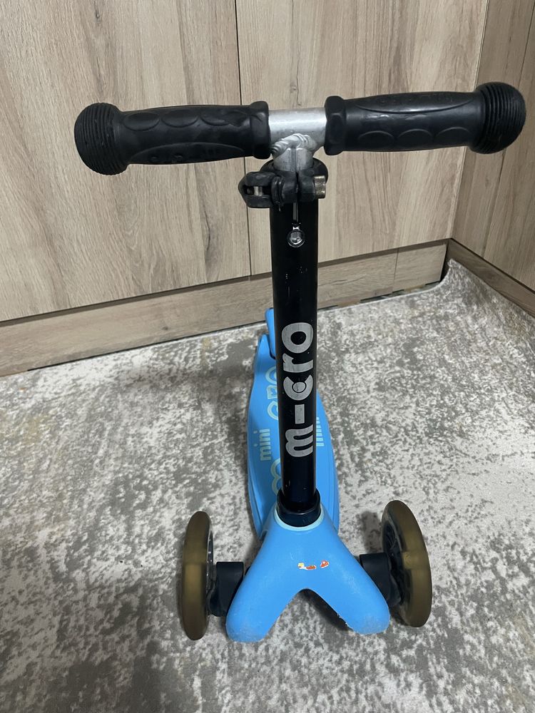 Тротинетка Micro - Mini 2 Go Deluxe Plus