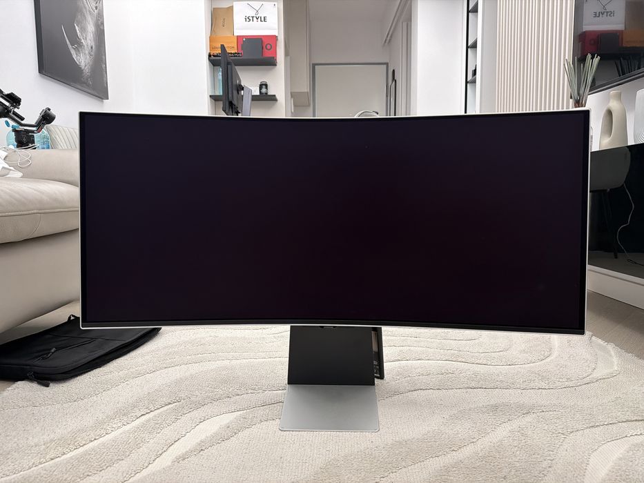 Monitor Samsung G8 34”, Ultrawide, 175hz