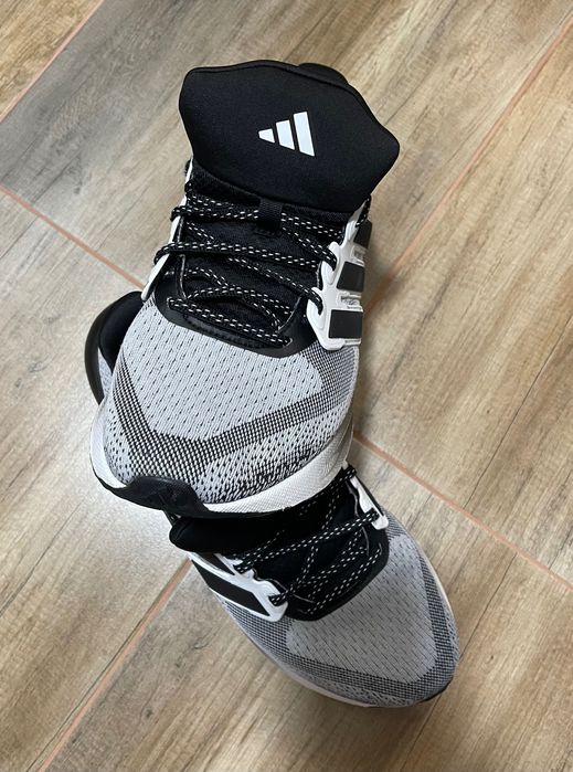 Използвани Маратонки за тичане ADIDAS