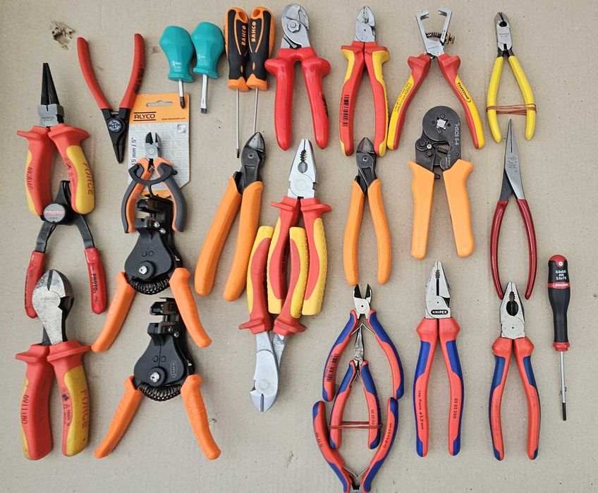 Calibrator tensiune / curent - Voltcraft - Alb / Negru