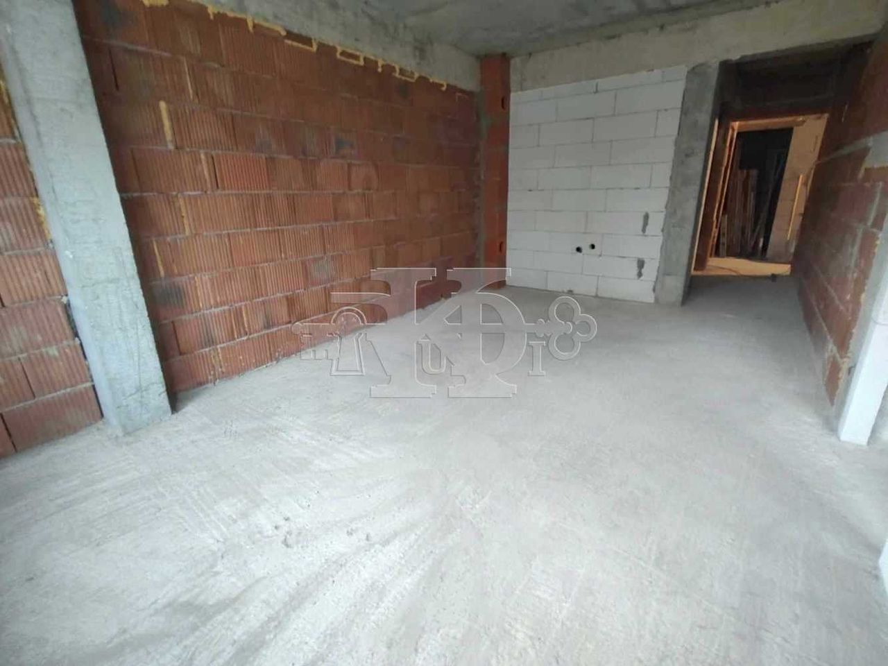 Продава се Двустаен апартамент в Добрич, Балик - 49 кв.м за 885 €/кв.м - Снимка #2
