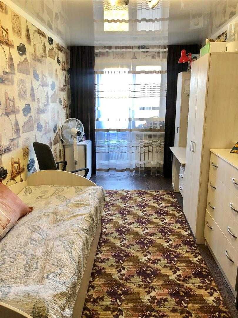 Продам 2-хкомнатную квартиру  в 18 мкр-не.