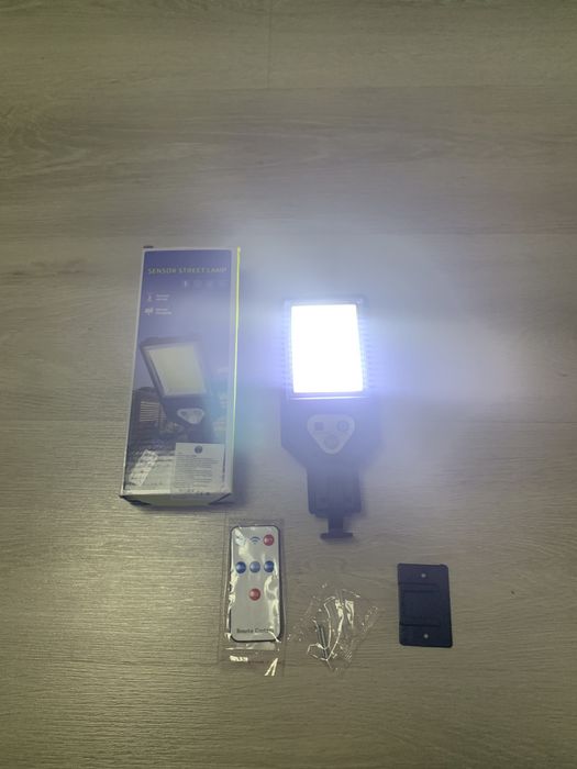 Lampi solare - SET DE 4 BUCATI - Oferta promotionala !!!