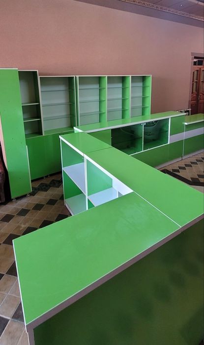 Dorixona ofis mebel