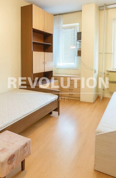 Дава се под наем Двустаен апартамент в Варна, Младост 1 - 55 кв.м за 325 € - Снимка #4